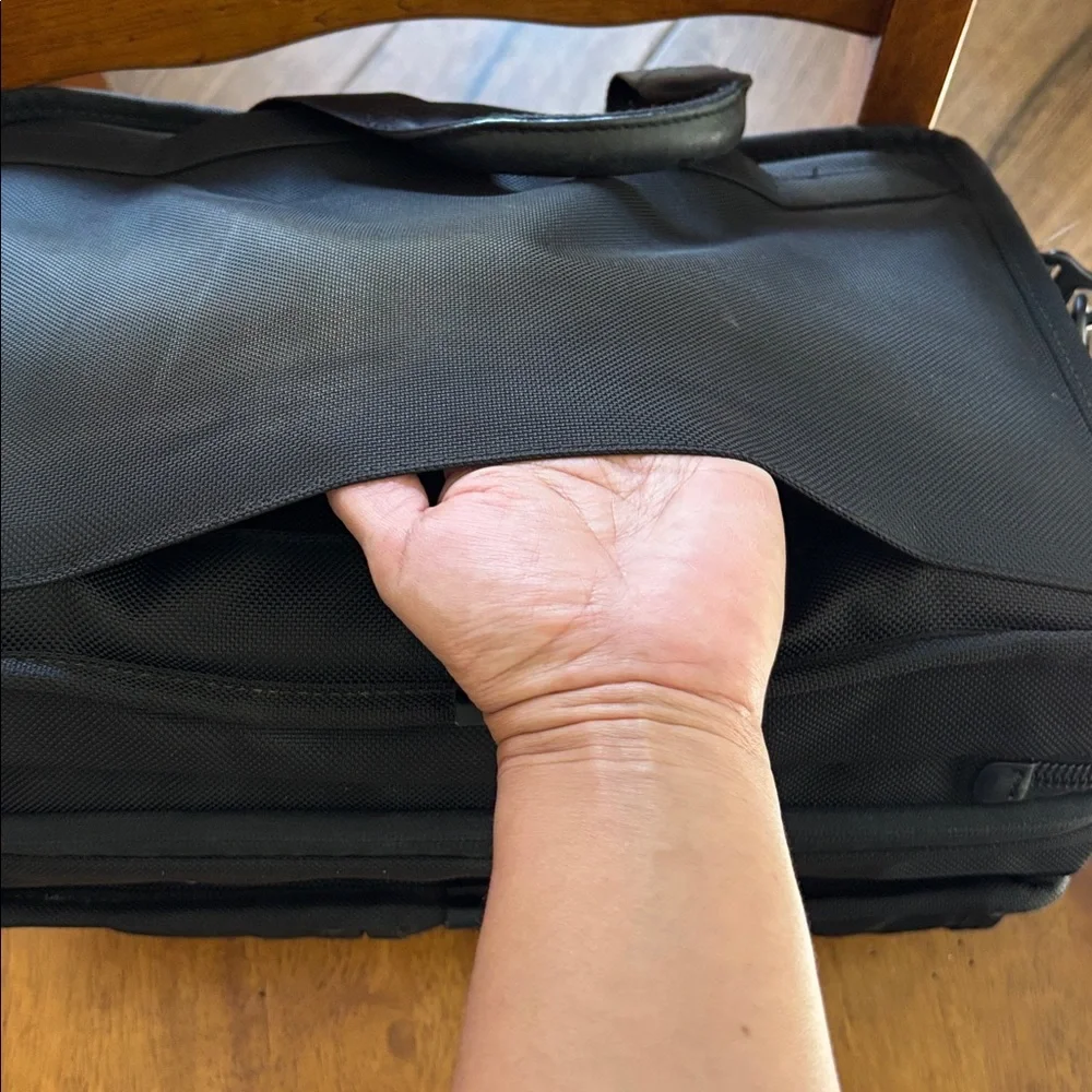 Tumi details copied
